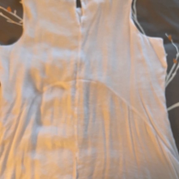 Fever White Sleeveless Rayon Tank Top - Picture 4 of 6